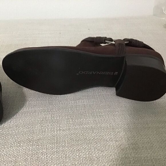 Bernado Francesca Bootie NWOT  - Picture 8 of 11